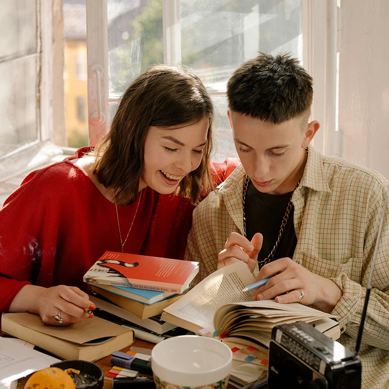 How-to-support-secondary-school-students-with-their-English-studies-at-home